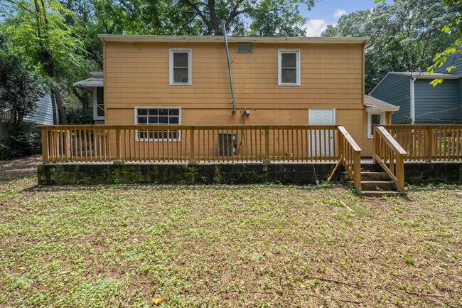 Building Photo - 178 Meador Way SE