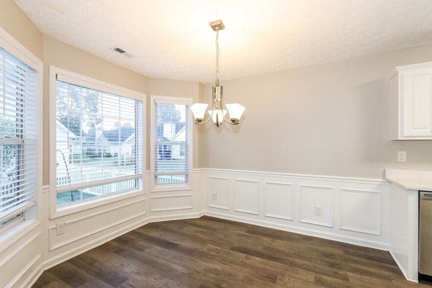 Building Photo - 125 Eastfield Ct