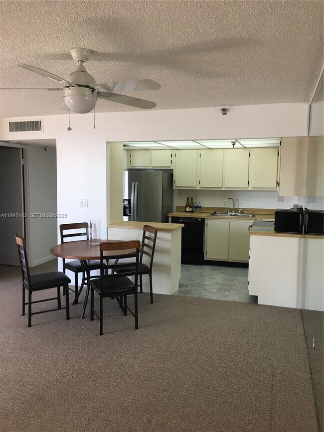 Building Photo - 290 174th St St