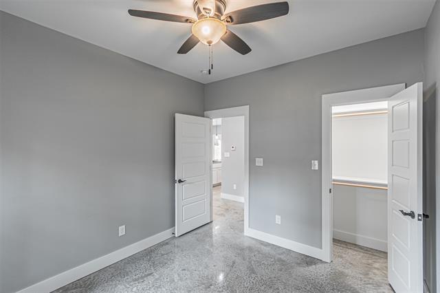 Building Photo - 117 W Sears St