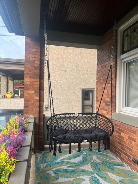 Front porch - 3767 Andrew Ave