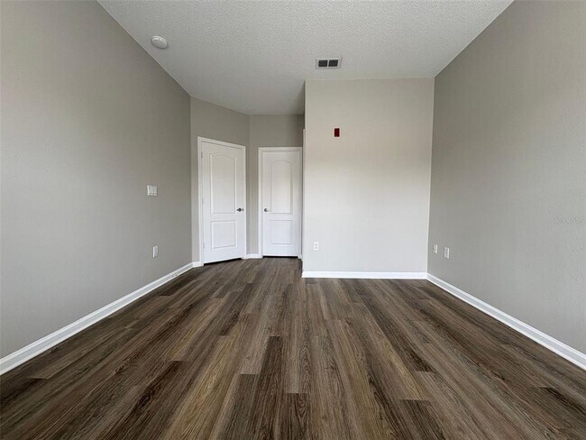 Building Photo - 12021 Villanova Dr
