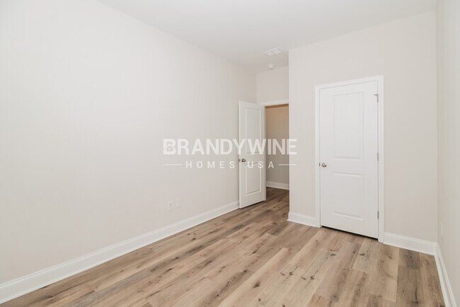 Building Photo - 1072 Wildflower Dr