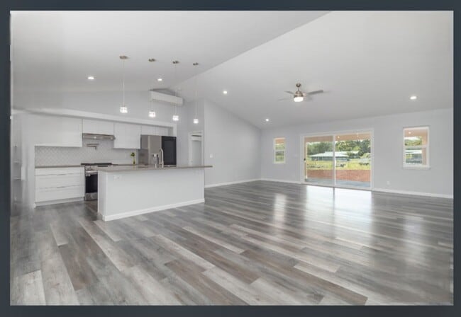 Building Photo - NEW! 3 Bedroom Property in HPP