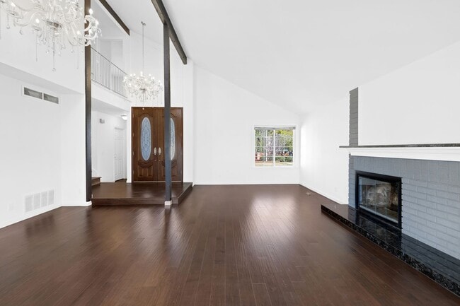 Building Photo - Modern Elegance Above the Greens: Premier Via Verde Estate with Panoramic Views