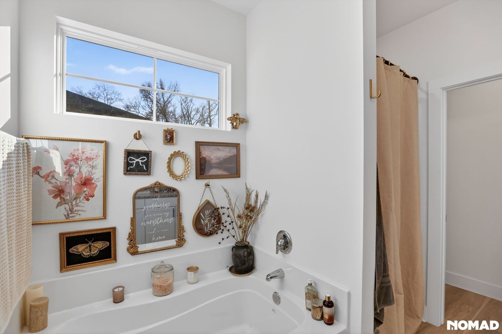 Building Photo - 8705 Jenny Lind St