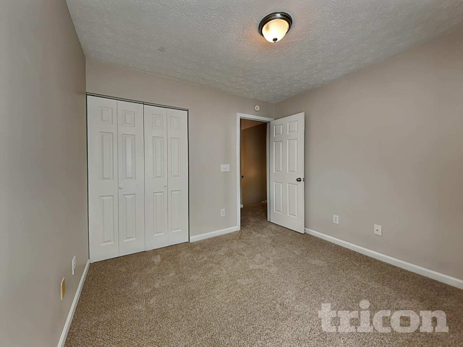 Building Photo - 250 Oak Grove Way