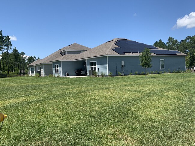 Building Photo - 75451 Sunberry Dr