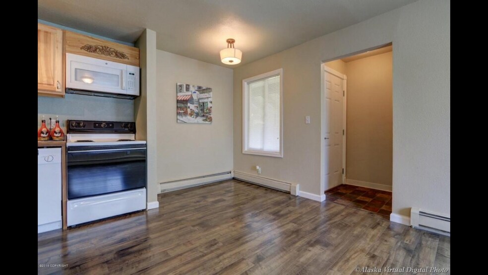 Building Photo - 1330 Nelchina St