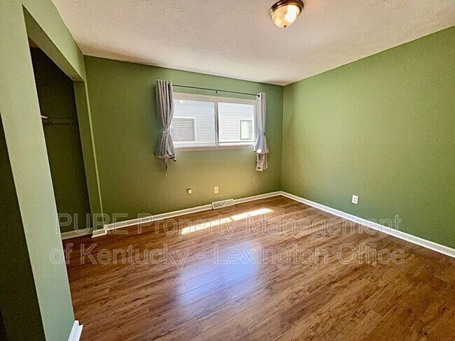 Building Photo - 3628 Bold Bidder Dr