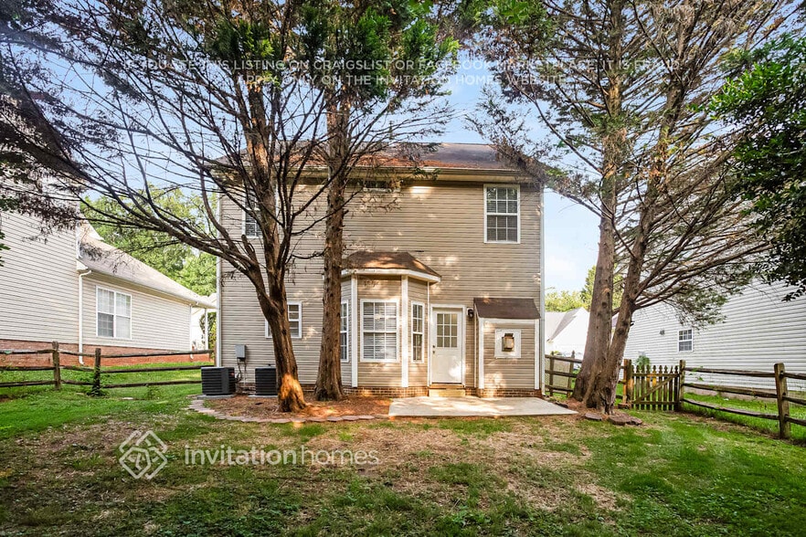 Building Photo - 6833 Brachnell View Dr