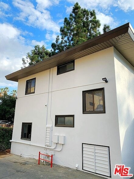 Building Photo - 532 El Dorado St