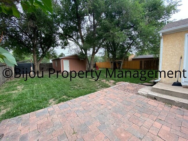 Building Photo - 2426 N Wahsatch Ave