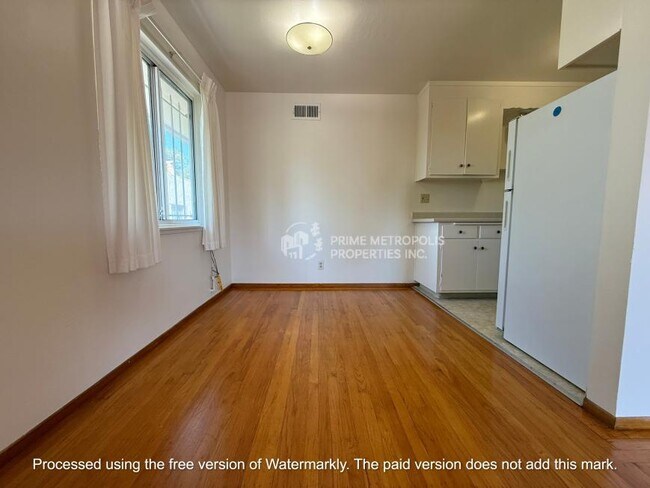 Building Photo - 1 bedroom in Oakland CA 94619