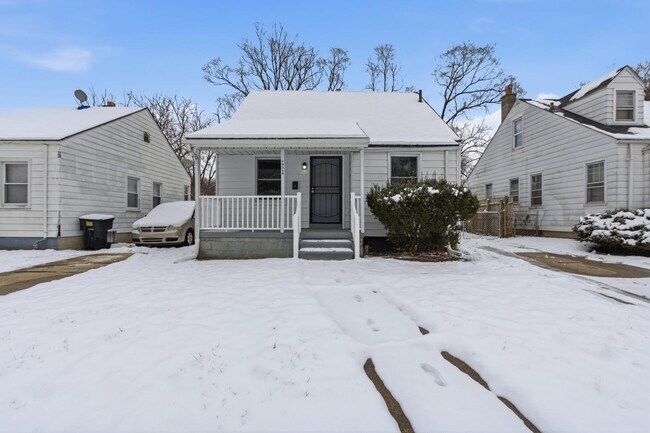 Primary Photo - 19318 Harlow Ave