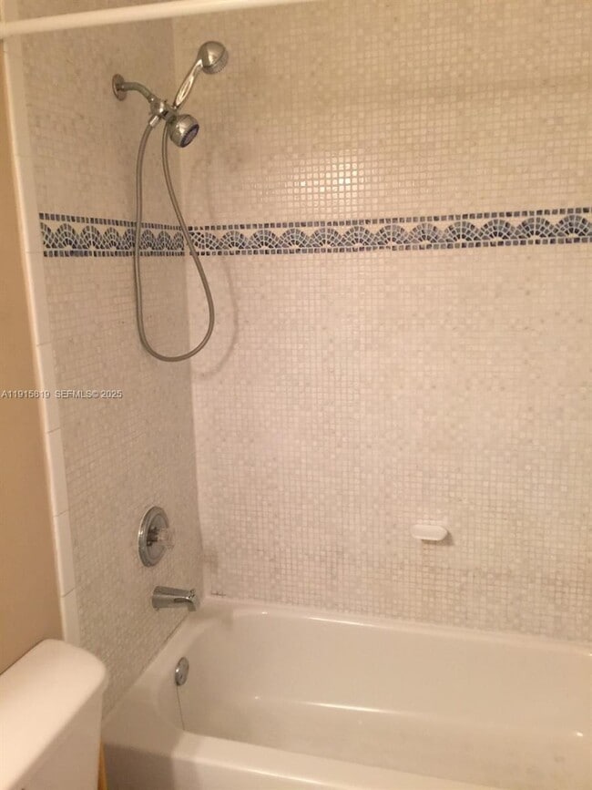 Building Photo - 6141 NW 115th Pl