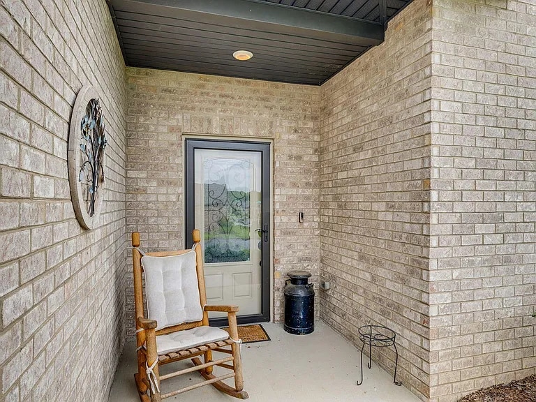 Building Photo - 108 Celtic Ct