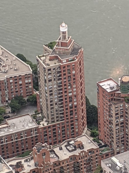 Building Photo - 380 Rector Pl