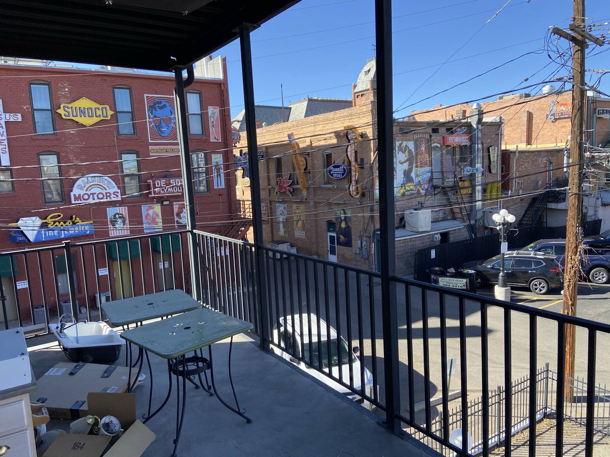 Building Photo - 325 S Union Ave