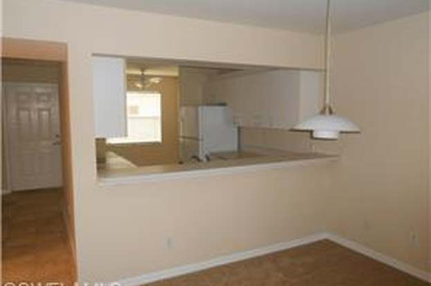 Building Photo - 273 Robin Hood Cir