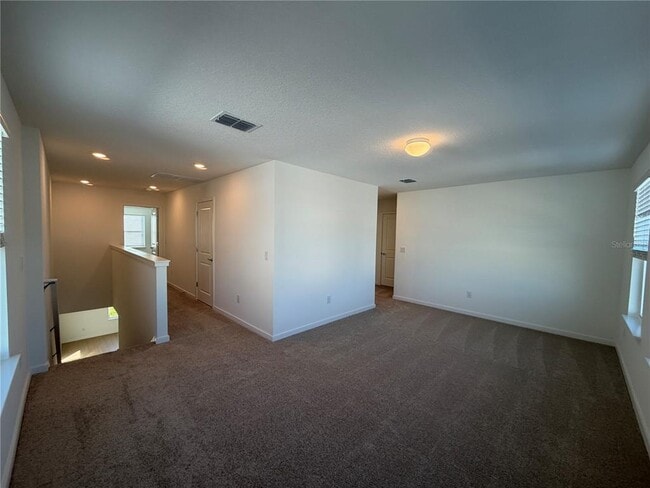 Building Photo - 33424 Binding Ties Ln