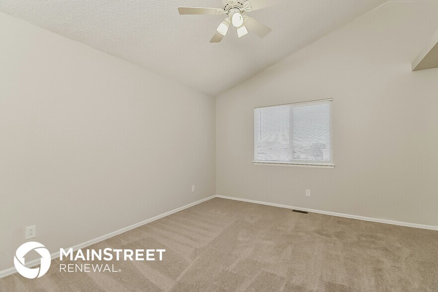 Building Photo - 5960 Christa Ct