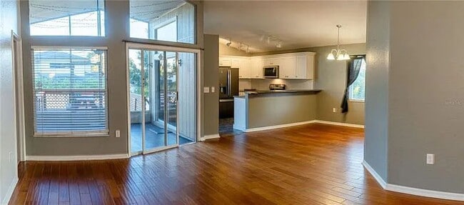 Building Photo - Highland Chase Three Bedroom, Updated Kitchen and Large Patio