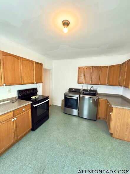 Primary Photo - 45 N Beacon St