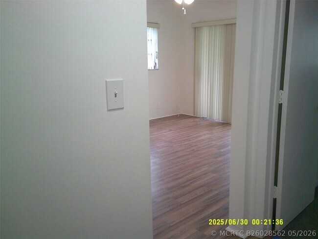 Building Photo - 5800 Margate Blvd