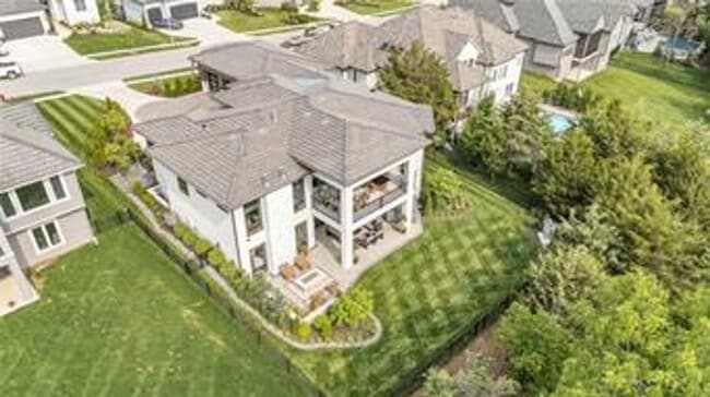 Building Photo - {5842} Luxury Rental in Forrest Ridge Esta...