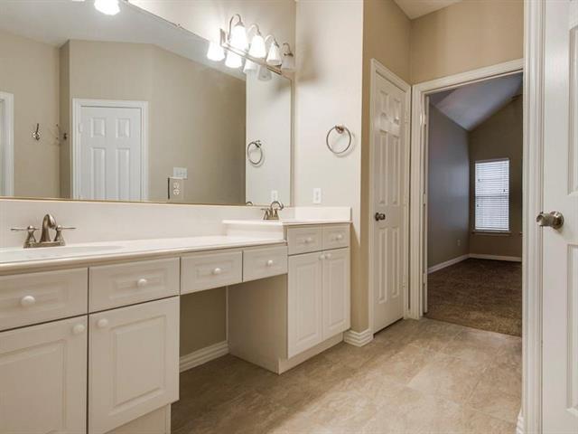 Building Photo - 2908 Pioneer Park Dr