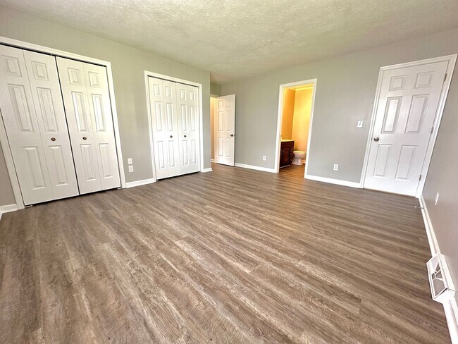 Building Photo - 4532 Timberwilde Dr