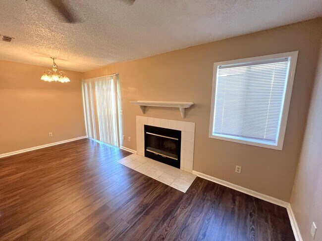 Building Photo - 149 Woodfield Pl