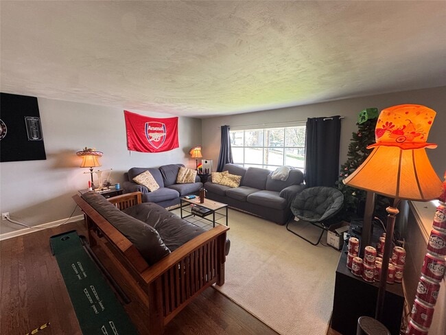 Building Photo - 4520 Marshall Dr W