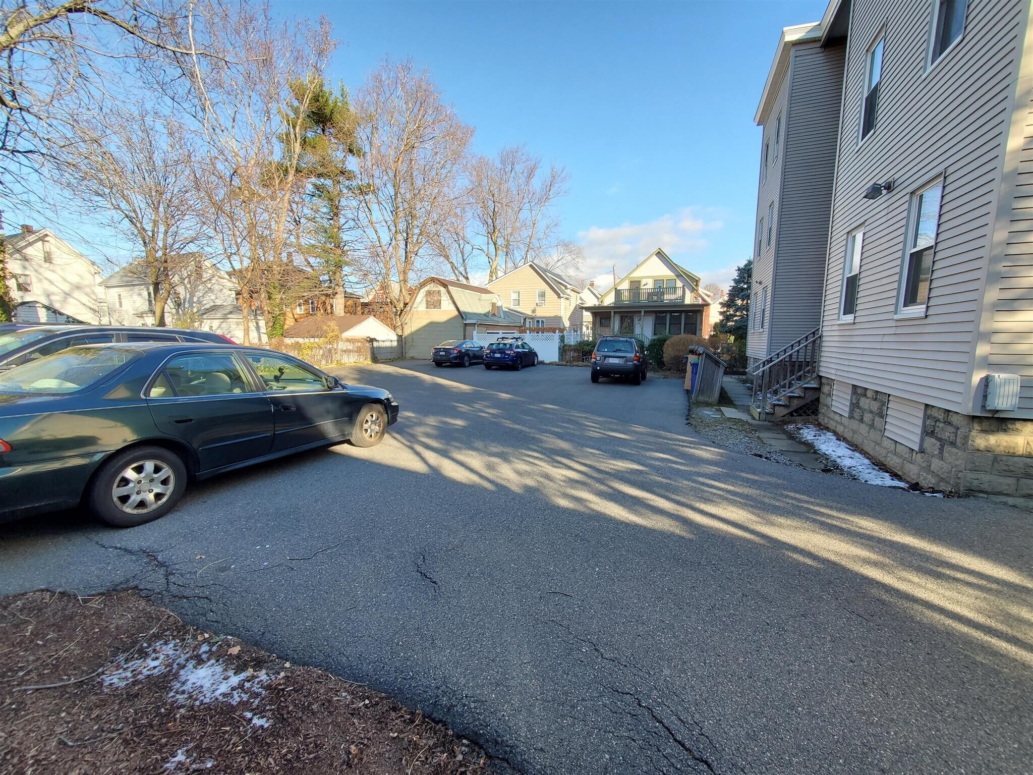 Building Photo - 36 Linden Ave