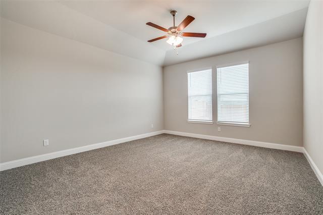 Building Photo - 2217 Redwing Dr