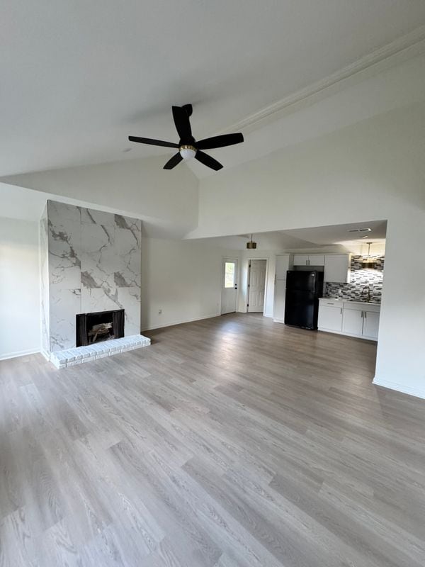 Building Photo - 1835 General Cleburne Ave