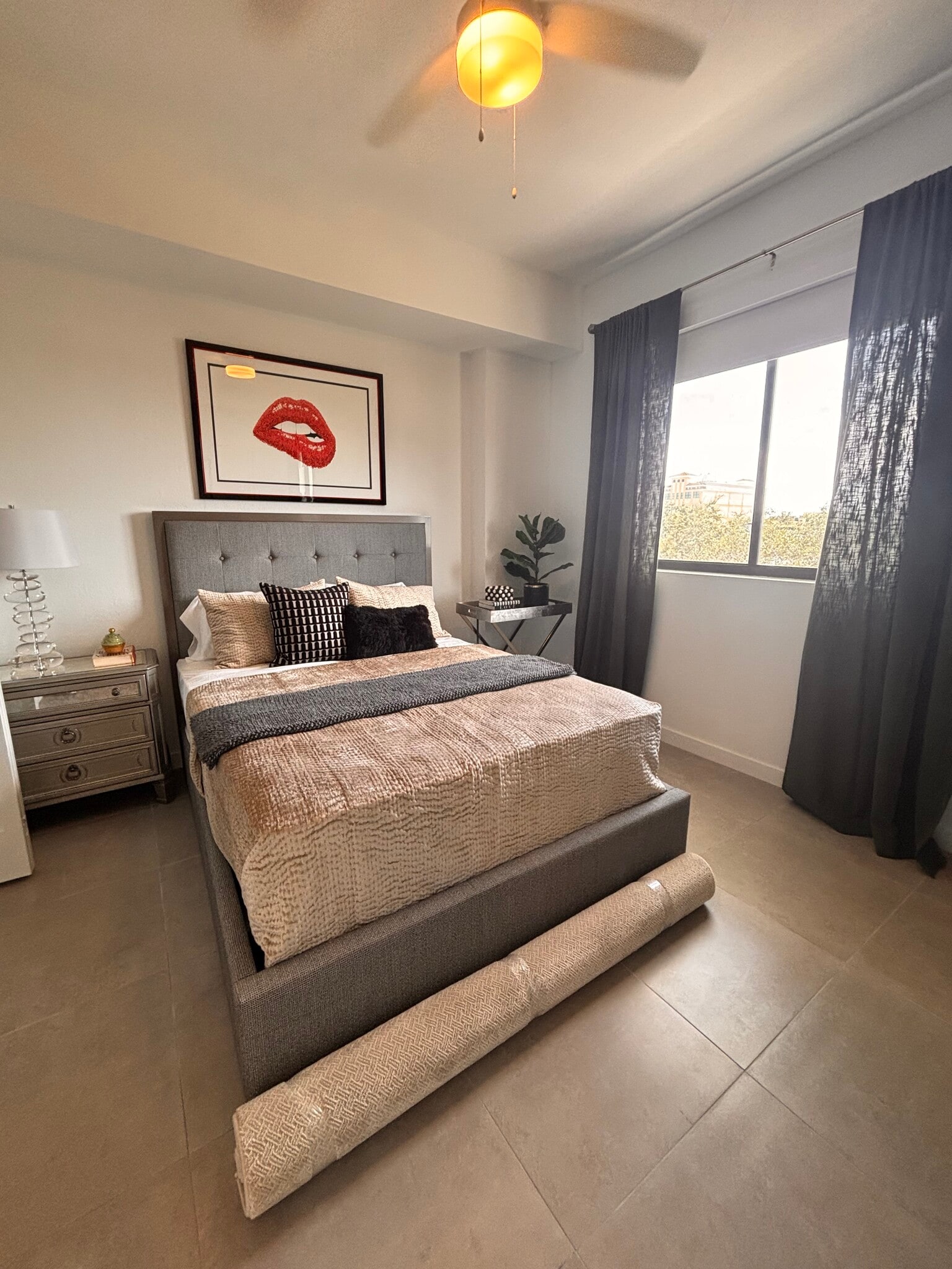 Building Photo - 1904 Monroe St