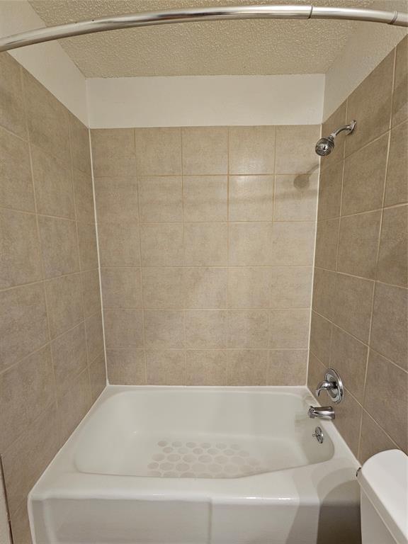 Building Photo - 8005 Creekmere Ln