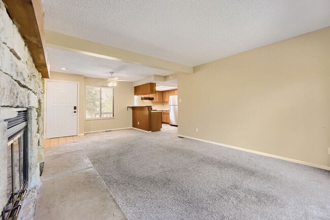 Building Photo - 1012 Moorings Dr