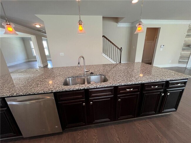 Building Photo - 184 Gray Trl