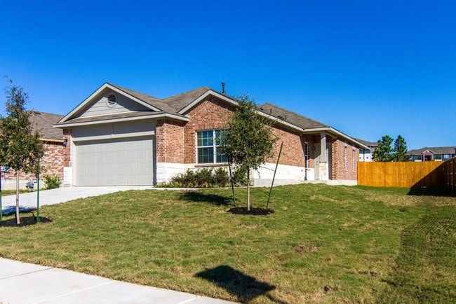 Building Photo - 605 Brashear Ln