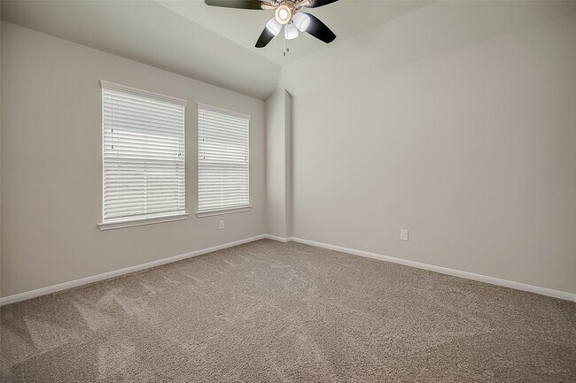 Building Photo - 3423 Hackberry Tree Ln