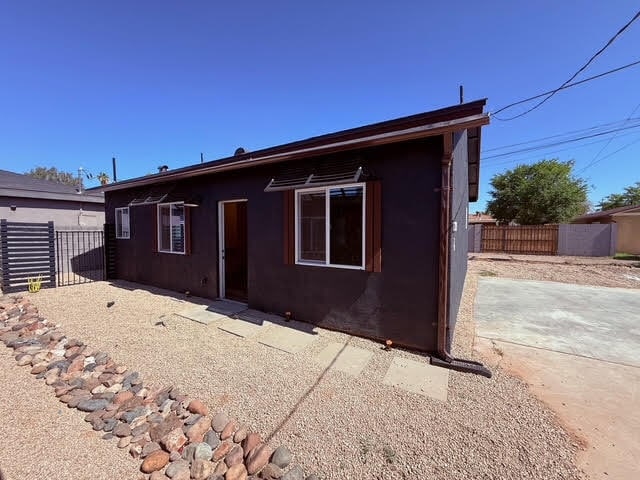 Building Photo - Brand NEW house built this year in Uptown Phx