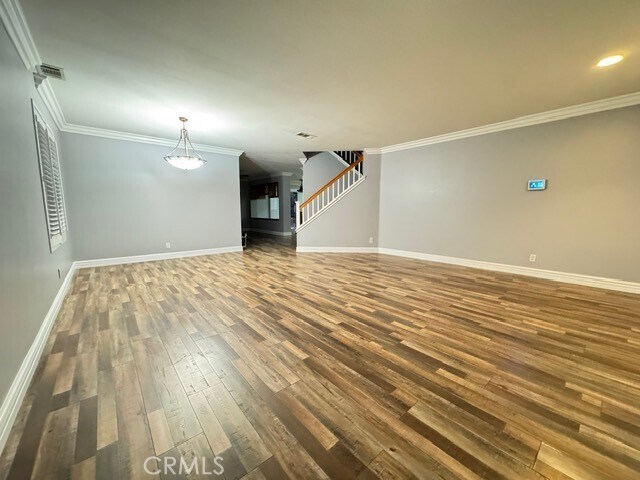 Building Photo - 8982 Dahlia Dr