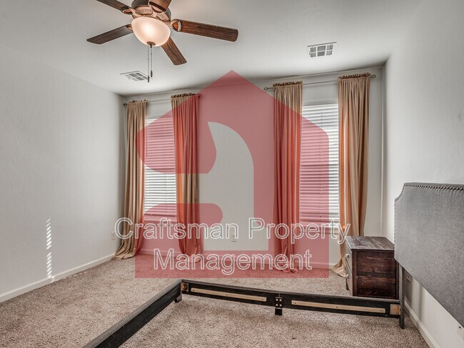 Building Photo - 9945 SW 21st St