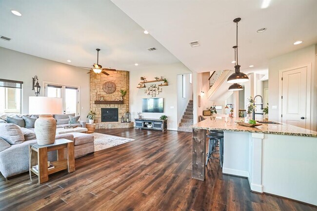 Building Photo - 2302 Arroyo Grande
