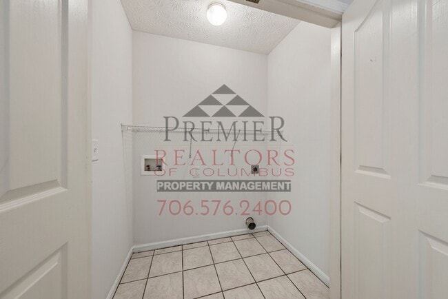 Building Photo - 30 Sugar Mill Ct