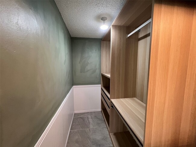 Building Photo - 38 Meadow Cove Dr