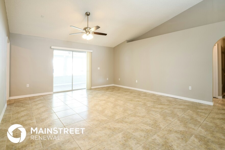 Building Photo - 2079 De Carlo Ave